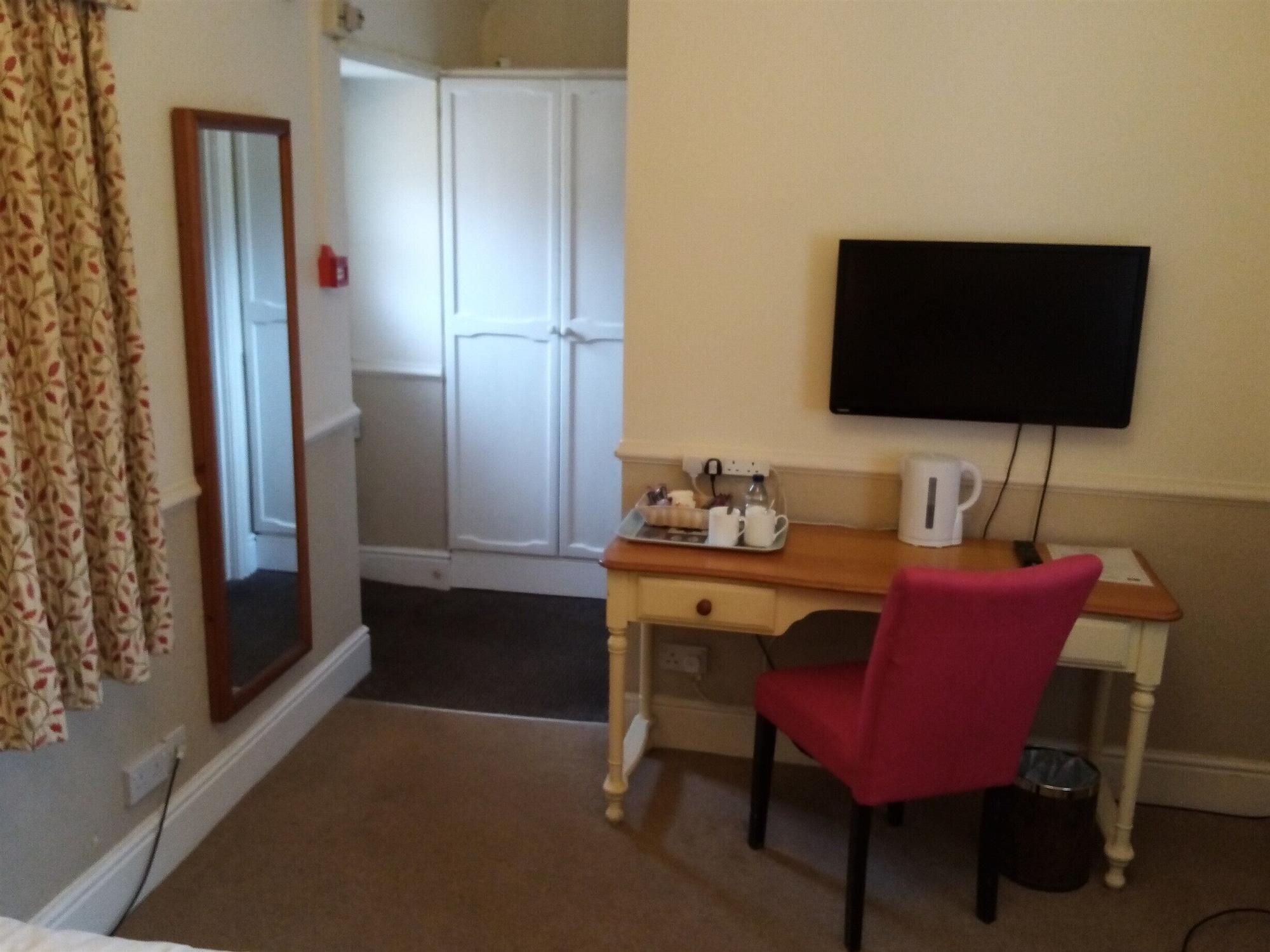 The Sibson Inn Hotel Water Newton Екстериор снимка