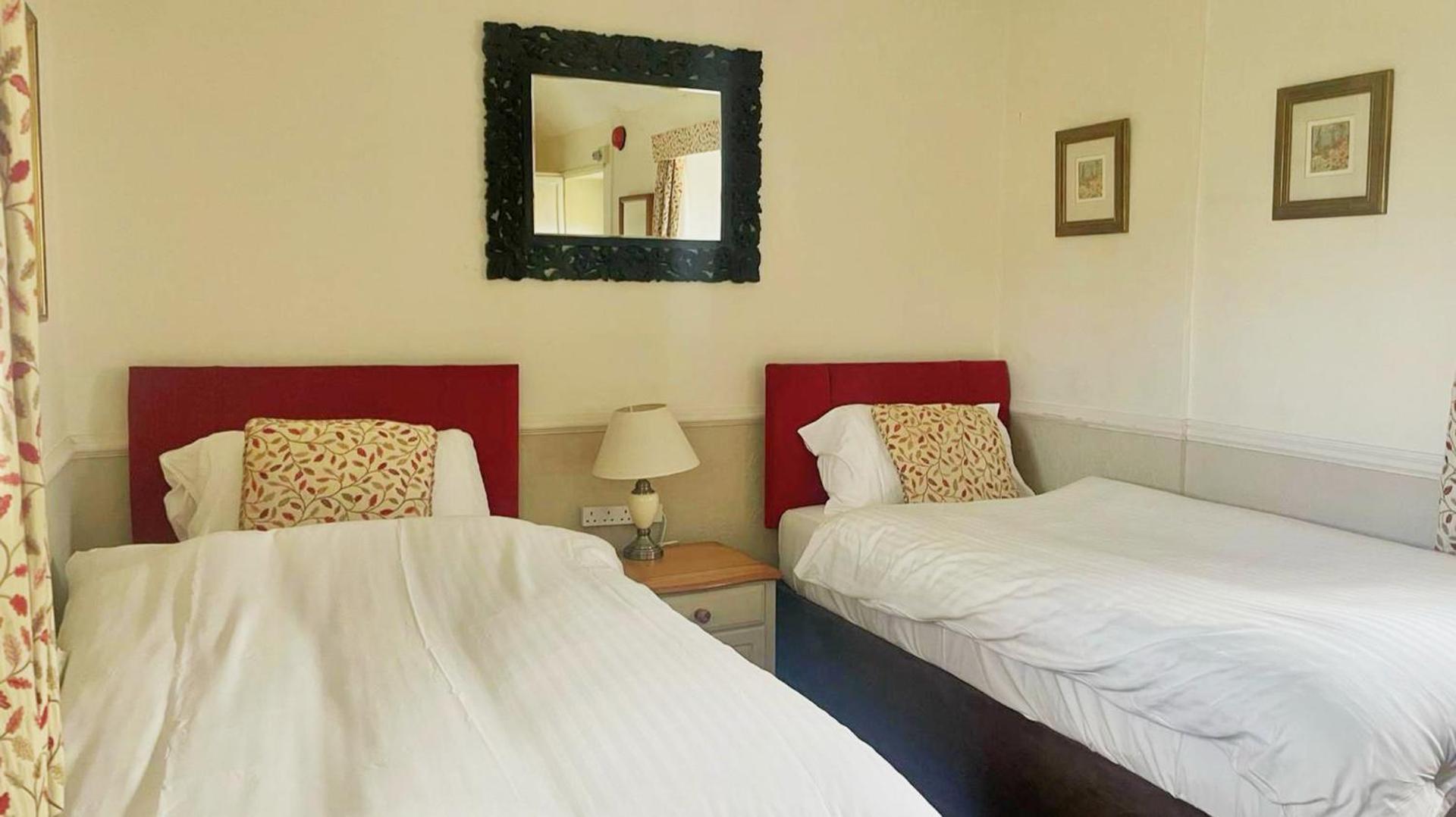 The Sibson Inn Hotel Water Newton Екстериор снимка