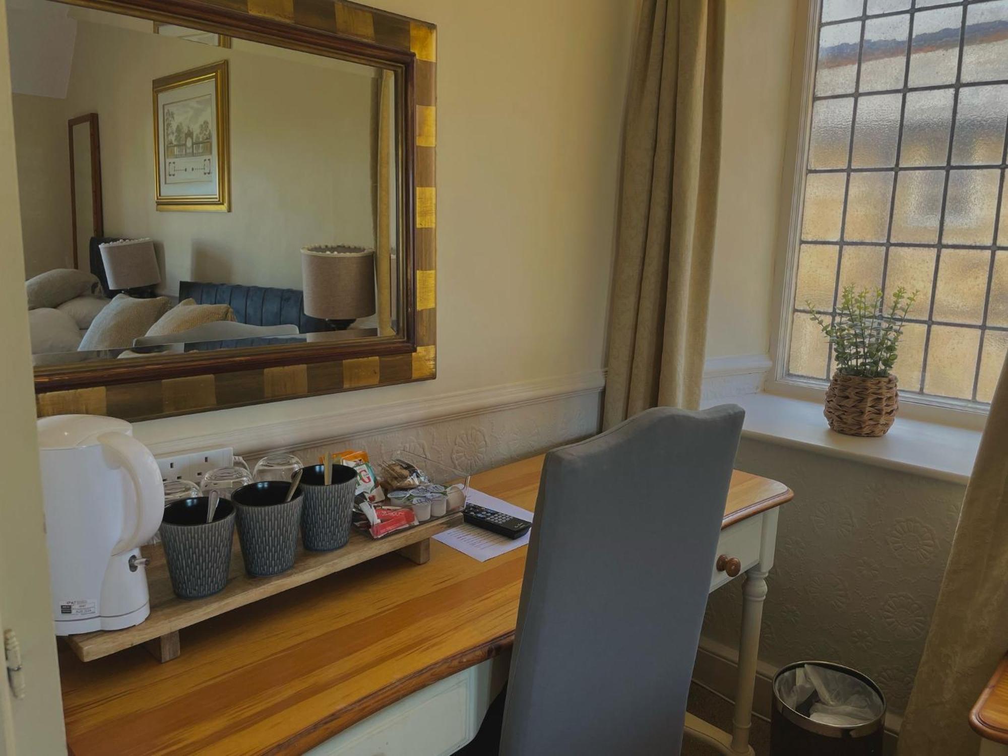 The Sibson Inn Hotel Water Newton Екстериор снимка